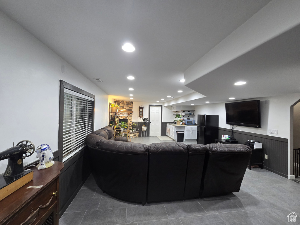 8894 S SUN LEAF DR West Jordan, UT 84088