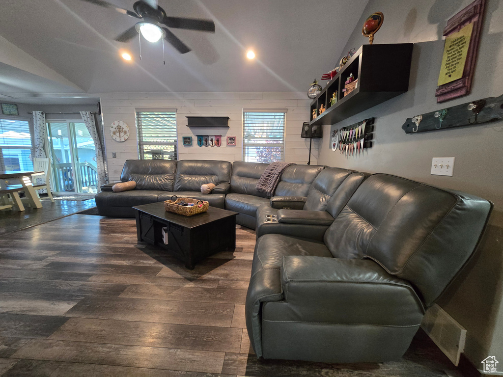 8894 S SUN LEAF DR West Jordan, UT 84088