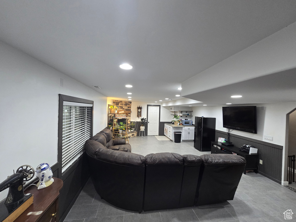8894 S SUN LEAF DR West Jordan, UT 84088