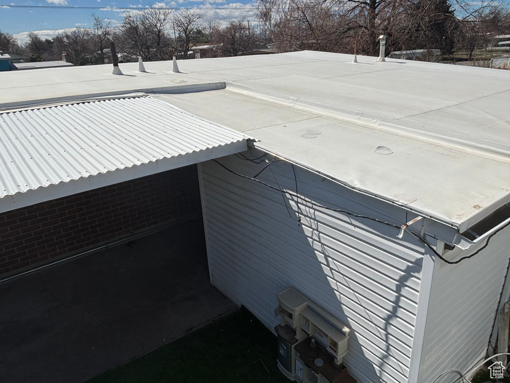 View of side of property