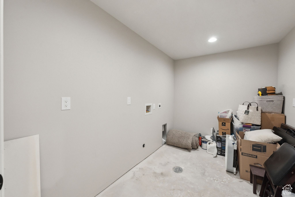 Clothes washing area with hookup for a washing machine and electric dryer hookup