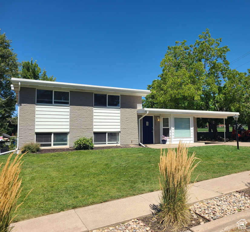 Photo 2 for MLS #2072500 at 425 E 500 North