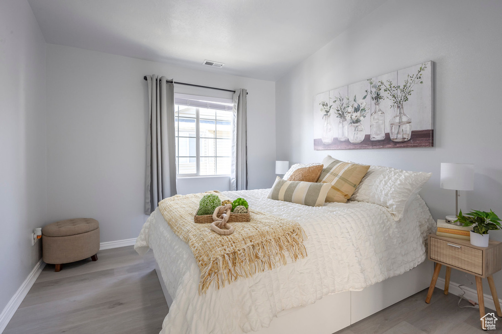 Photo 10 for MLS #2072632 at 966 W Big River Ct #3