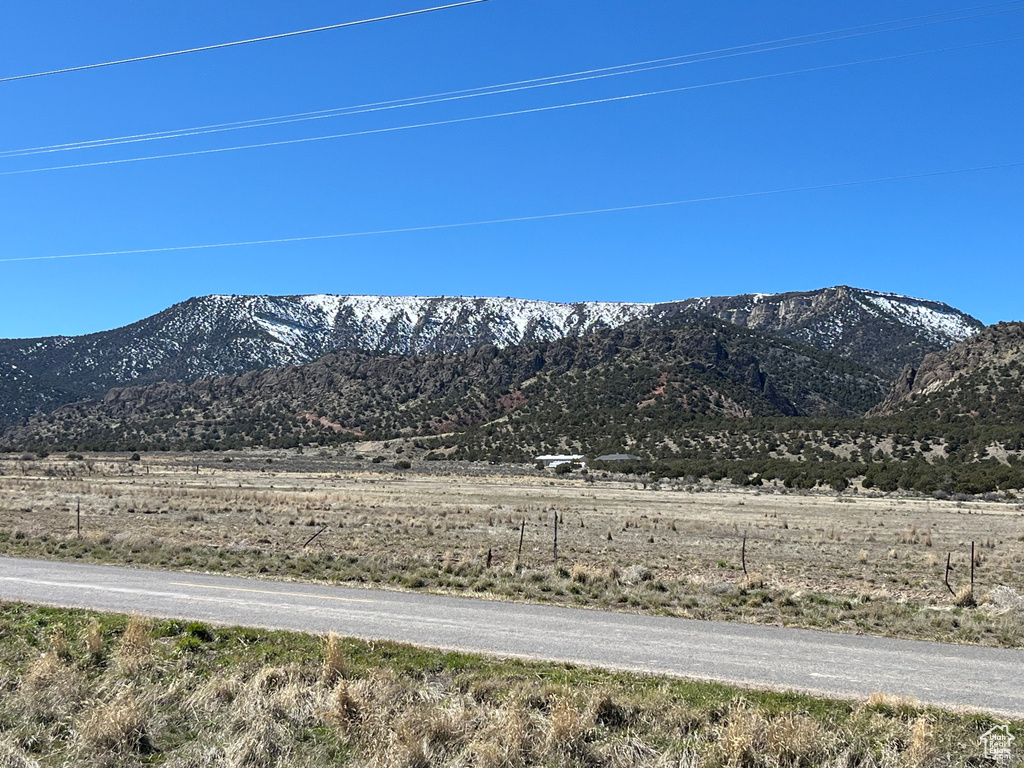View of mountain feature