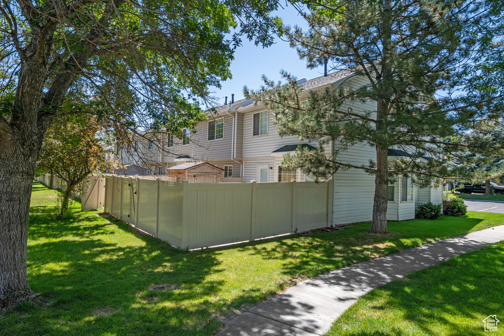 Photo 24 for MLS #2072783 at 962 N Independence