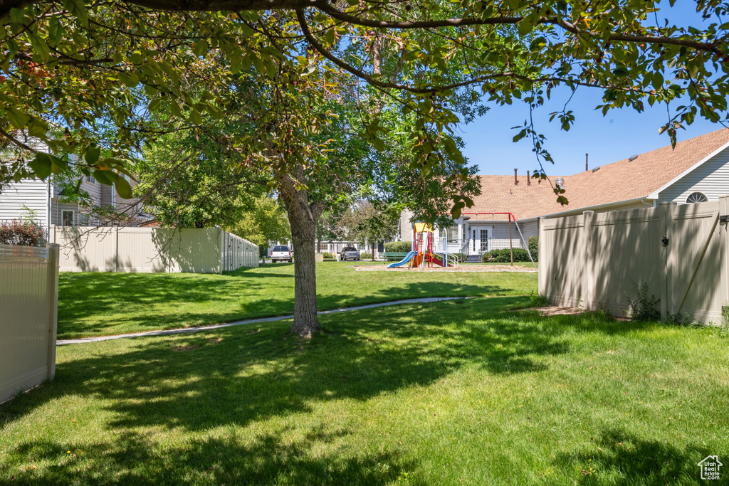 Photo 22 for MLS #2072783 at 962 N Independence
