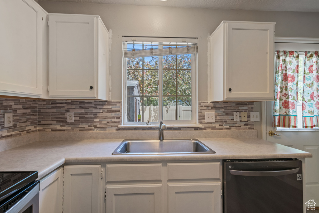Photo 11 for MLS #2072783 at 962 N Independence