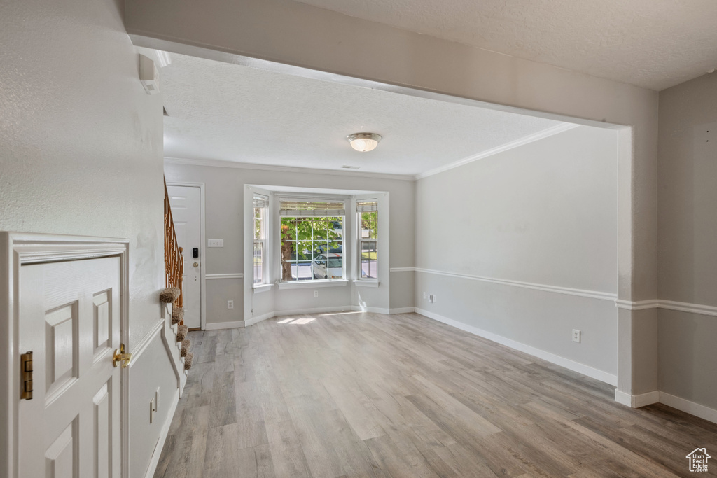 Photo 7 for MLS #2072783 at 962 N Independence
