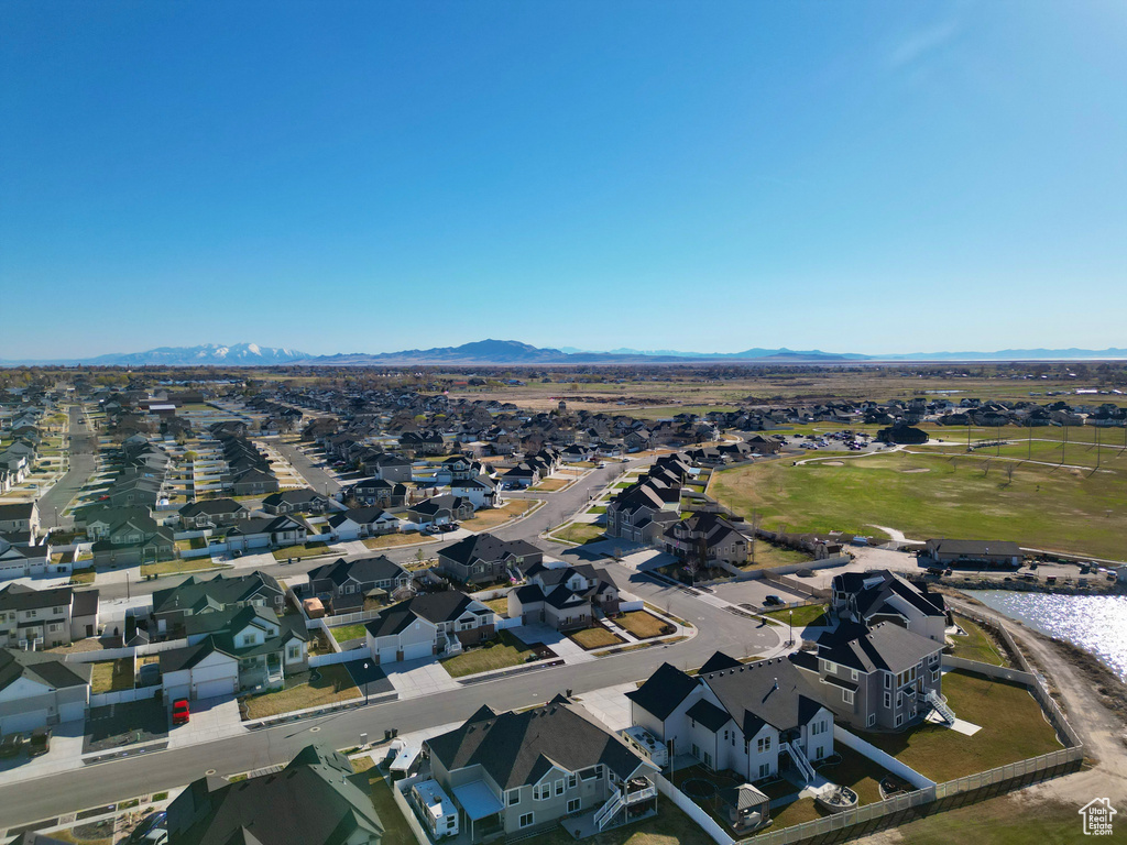 Bird's eye view with a residential view and a mountain view