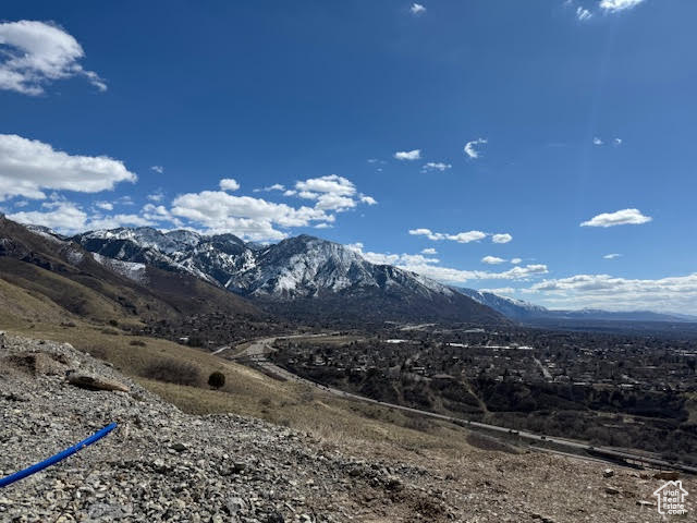 View of mountain feature