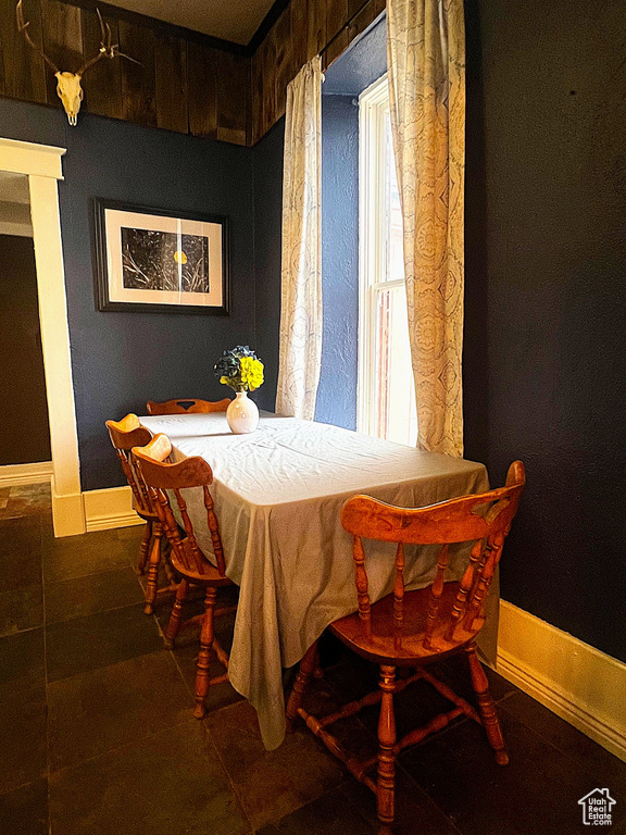 Dining room with baseboards