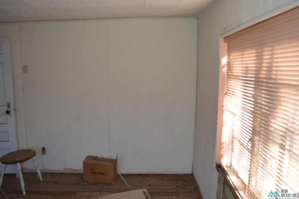 Photo #33