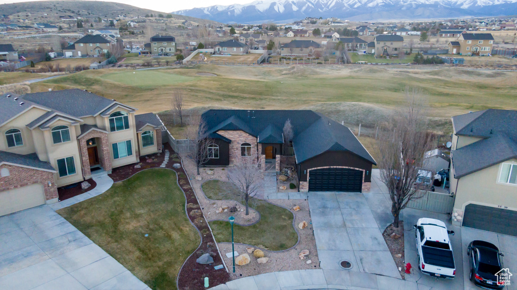 Bird\\\\\\\\\\\\\\\\\\\\\\\\\\\\\\\\\\\\\\\\\\\\\\\\\\\\\\\\\\\\\\\'s eye view with golf course view, a mountain view, and a residential view