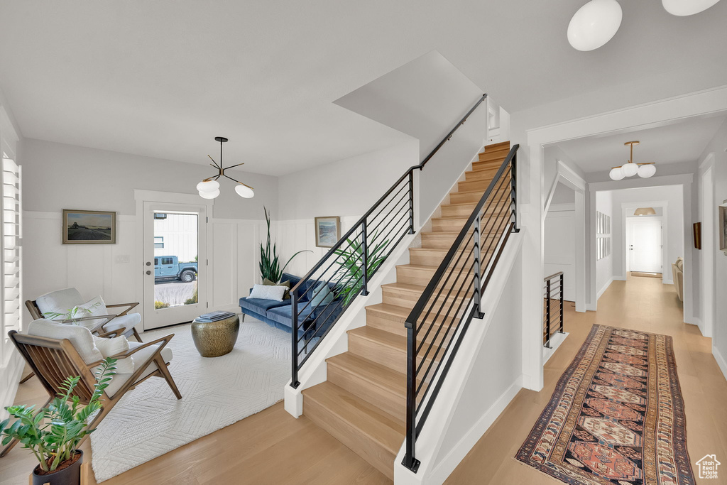 6889 W LAKE AVE South Jordan, UT 84009