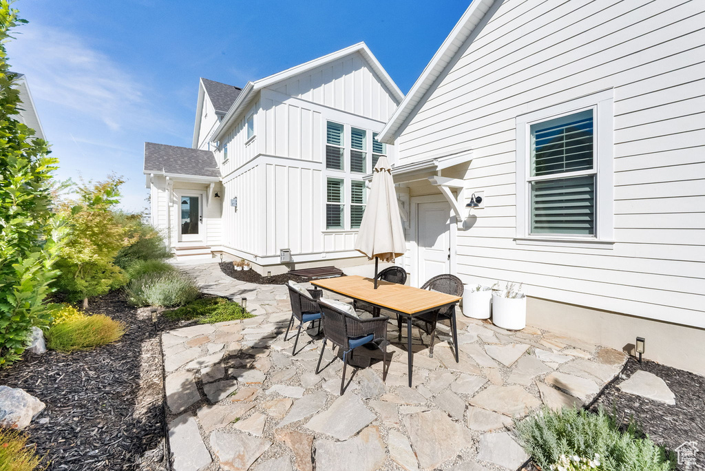 6889 W LAKE AVE South Jordan, UT 84009