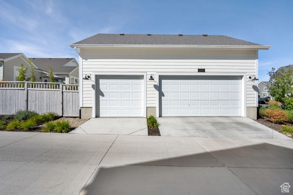6889 W LAKE AVE South Jordan, UT 84009