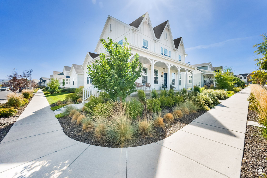 6889 W LAKE AVE South Jordan, UT 84009
