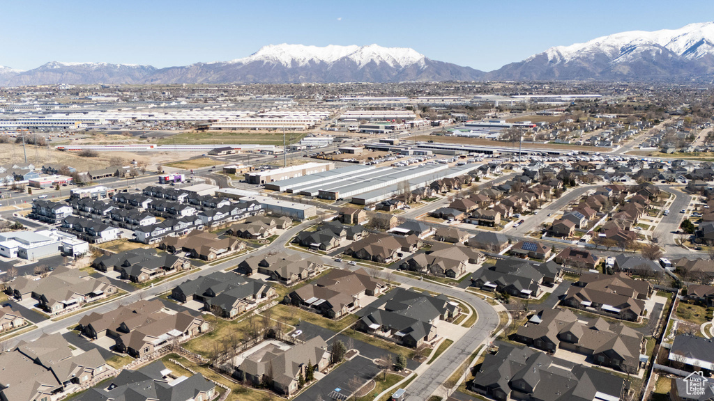 Aerial view with a residential view and a mountain view
