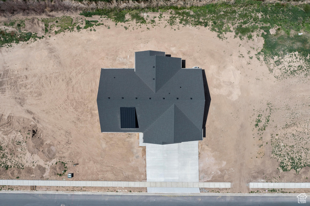 Aerial view of property and surrounding area