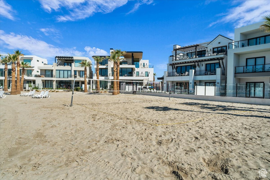 View of property\\\'s community featuring volleyball court