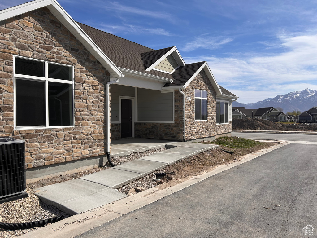 9504 S EMBER GLOW CT #B South Jordan, UT 84095