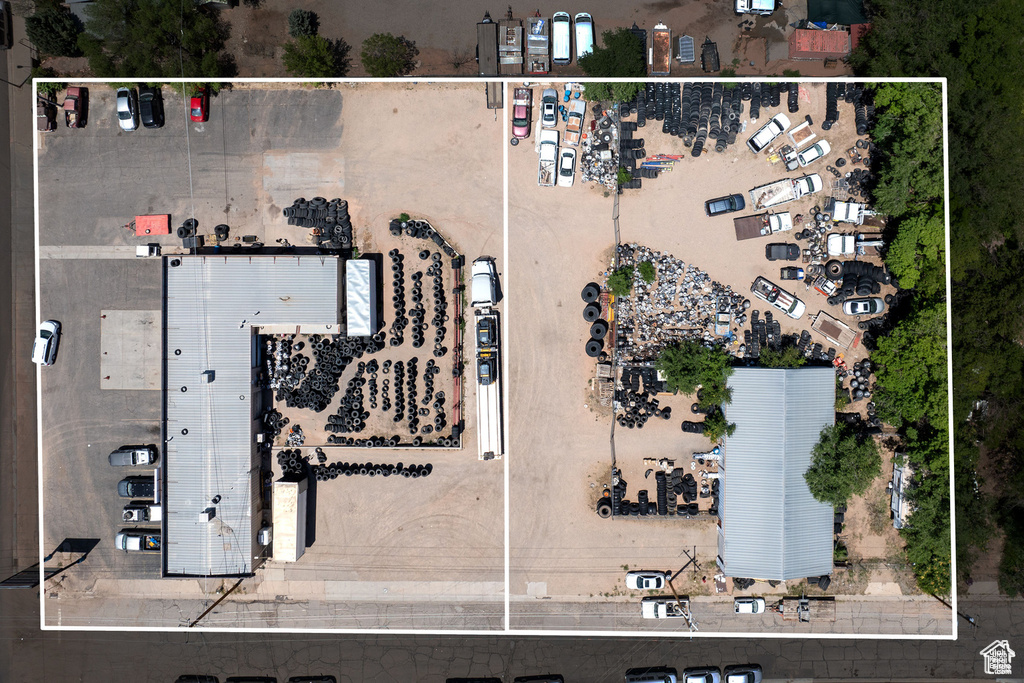 Birds eye view of property