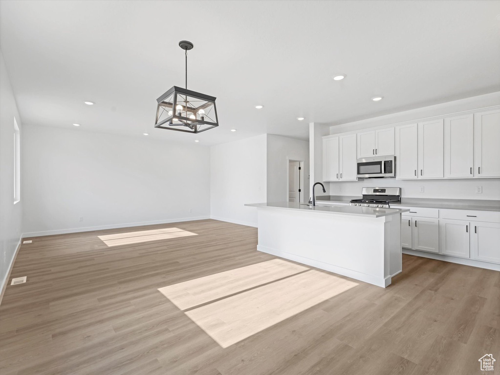 9503 S TIRADO CV #203 South Jordan, UT 84095