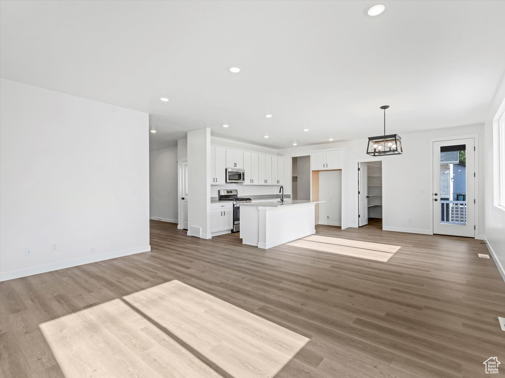 9503 S TIRADO CV #203 South Jordan, UT 84095