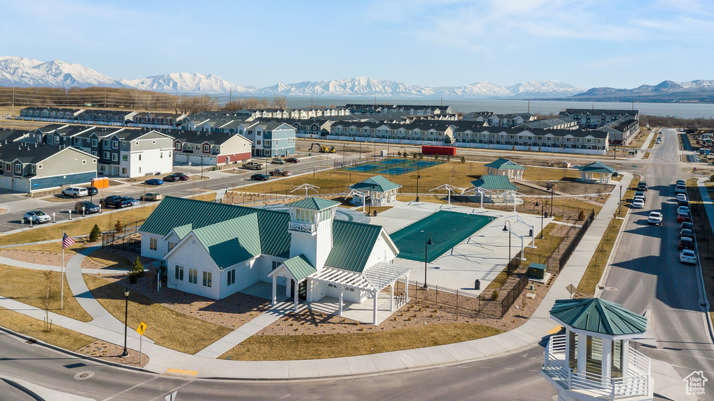 Birds eye view of property featuring a residential view and a mountain view