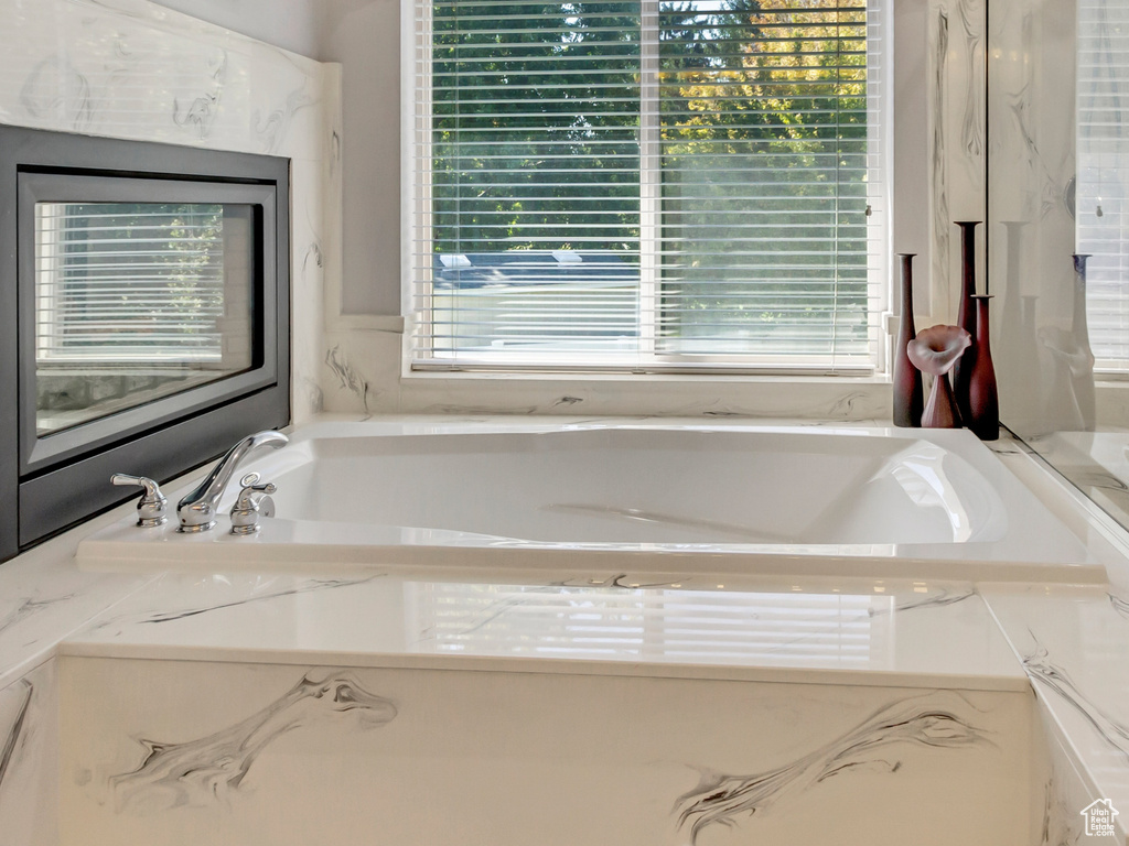 496 E SPRUCE GLEN RD Murray, UT 84107