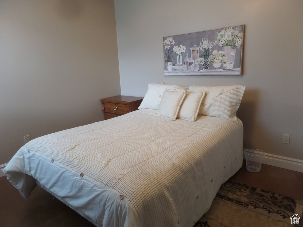 496 E SPRUCE GLEN RD Murray, UT 84107