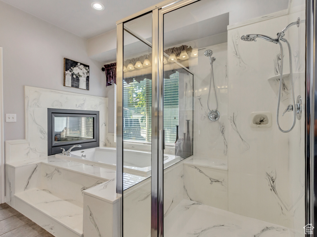 496 E SPRUCE GLEN RD Murray, UT 84107