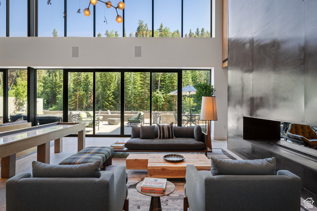 3267 W DEER HOLLOW RD #2402 Park City, UT 84060