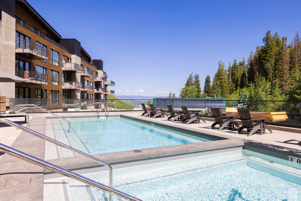 3267 W DEER HOLLOW RD #2402 Park City, UT 84060