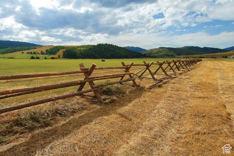 34  CHIPMUNK LN Freedom, WY 83120