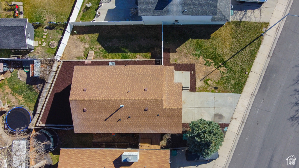 Birds eye view of property