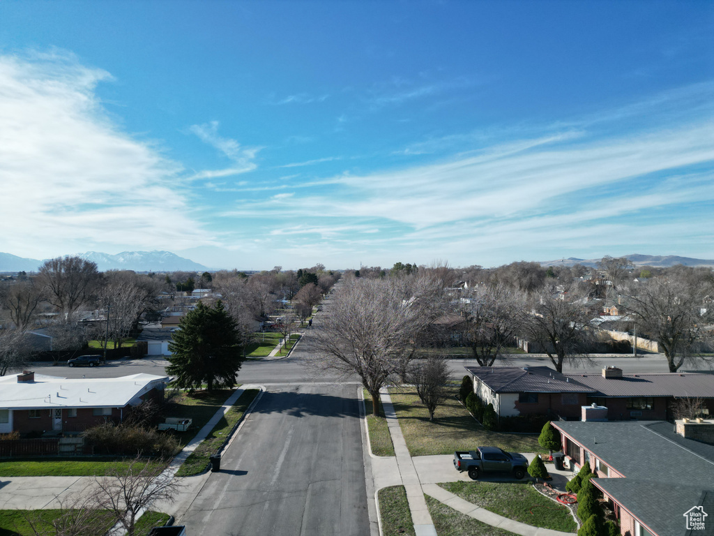 Bird\'s eye view with a mountain view and a residential view
