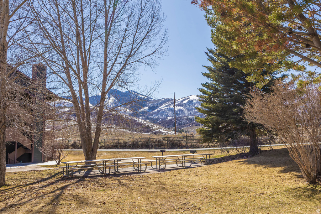6861 N 2200 W #9D Park City, UT 84098