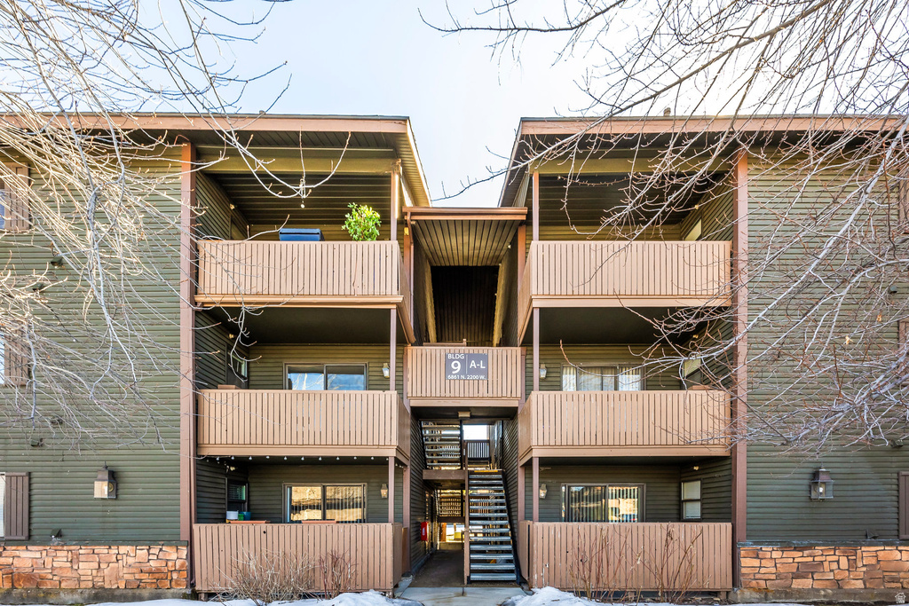 6861 N 2200 W #9D Park City, UT 84098