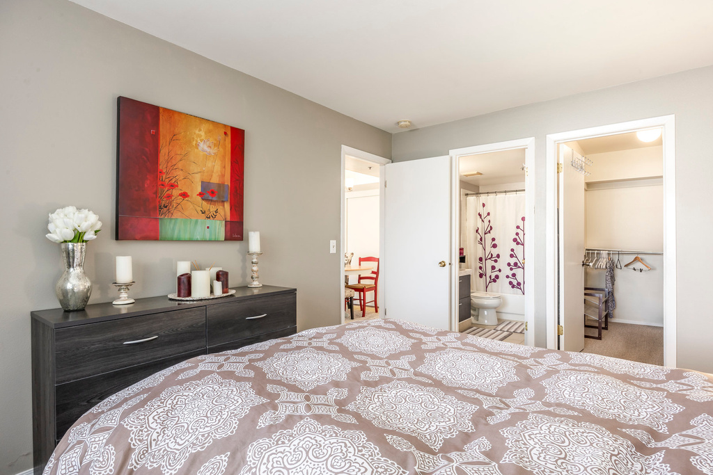 6861 N 2200 W #9D Park City, UT 84098