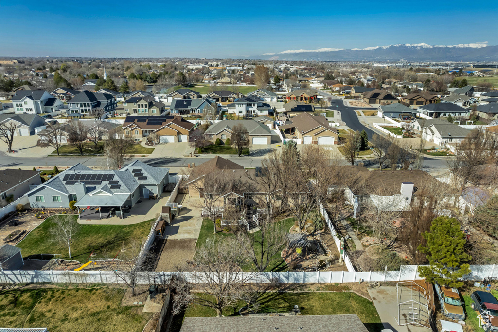 Bird\\\'s eye view featuring a residential view and a mountain view