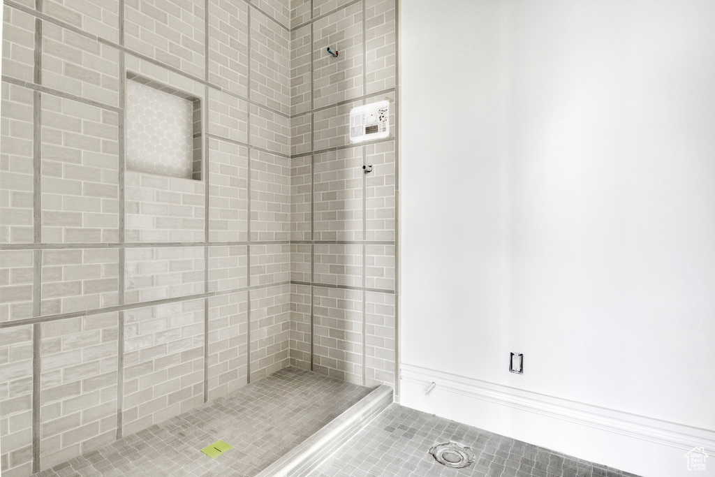 Photo 38 for MLS #2073851 at 2019 E Graystone Ct