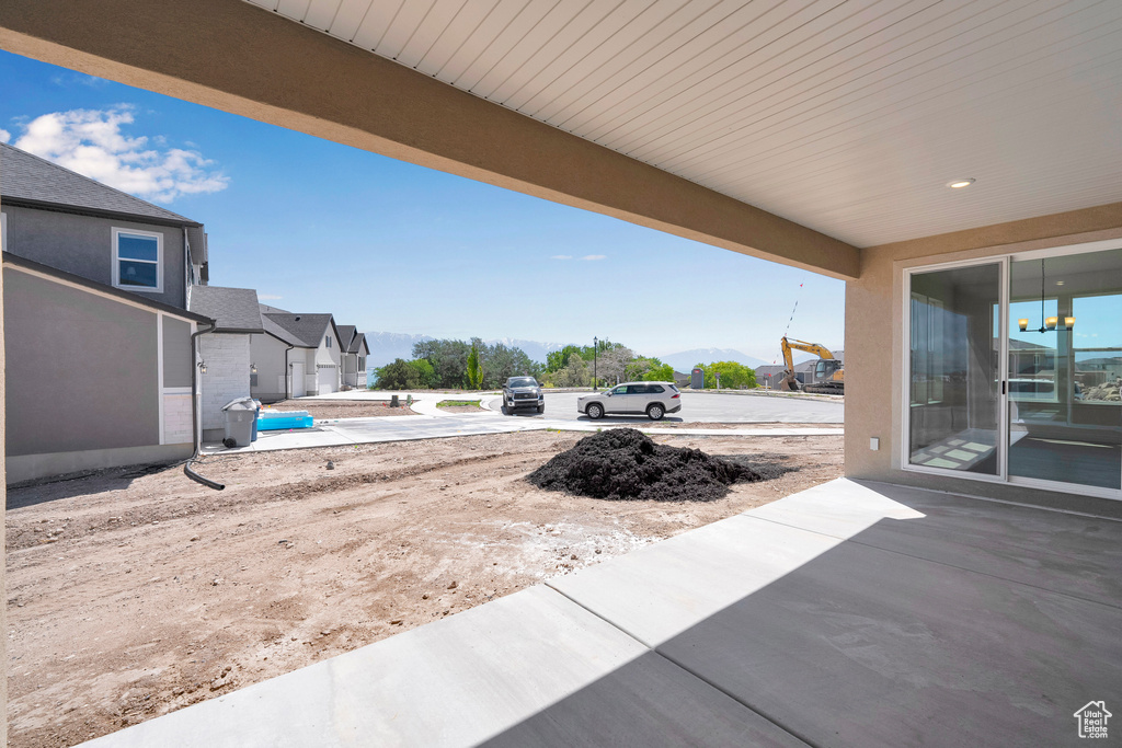 View of yard featuring a residential view