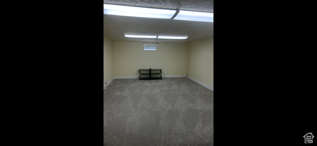 2084 ROBINS AVE Ogden, UT 84401