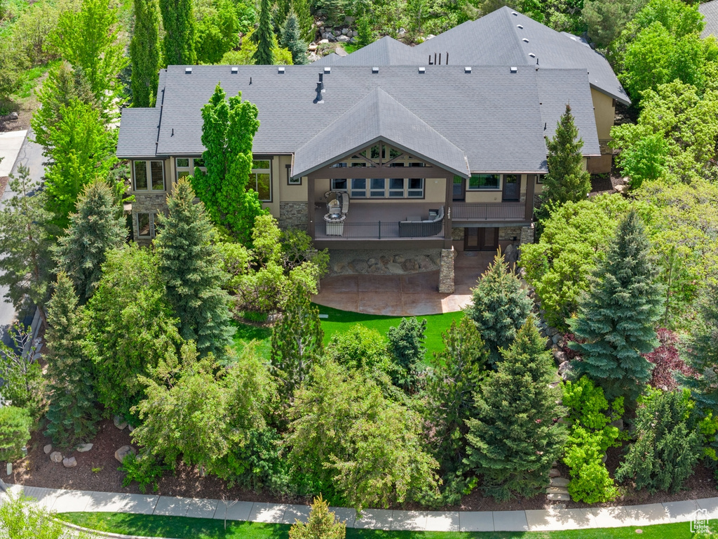 Aerial view of property and surrounding area