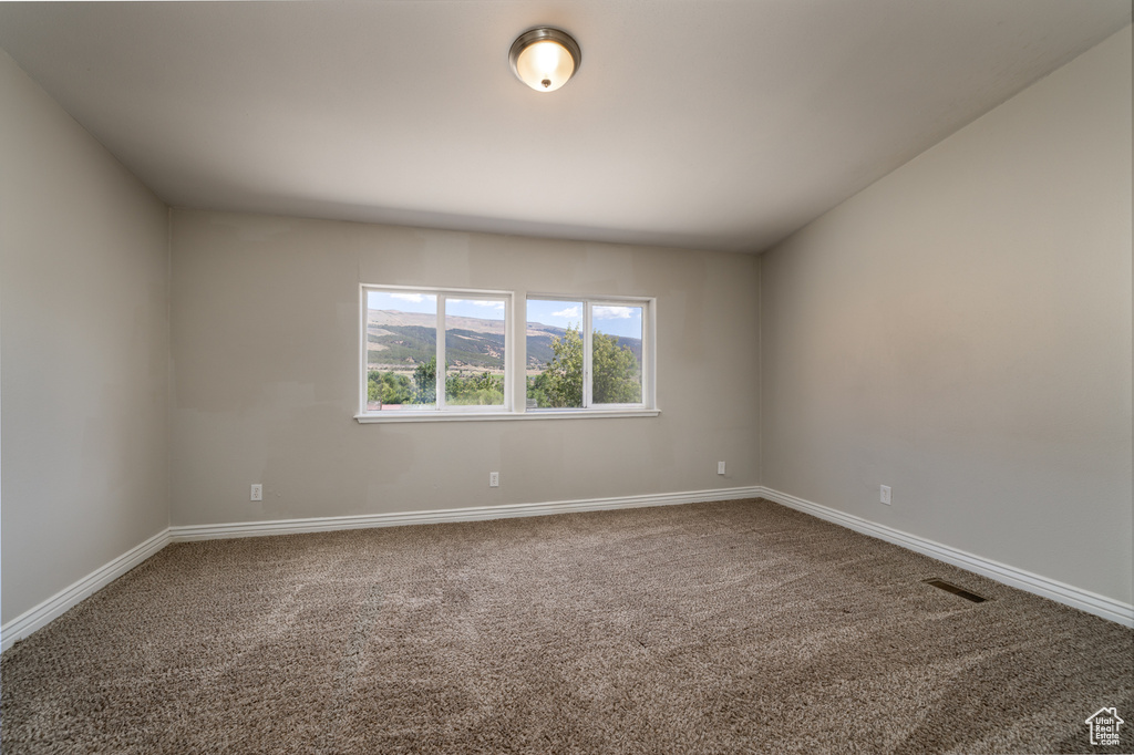 7461 W DEEP CREEK RD Vernal, UT 84078