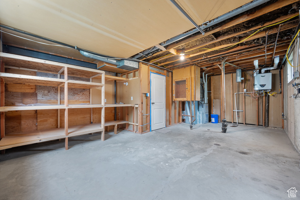 284 N CENTER ST Delta, UT 84624
