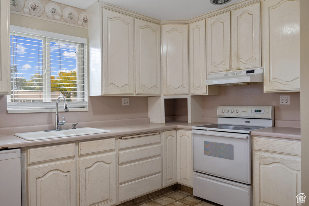 284 N CENTER ST Delta, UT 84624