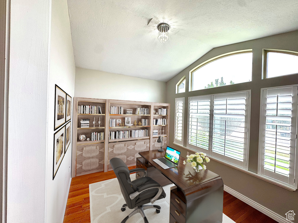 1184 W MICHAELSEN West Jordan, UT 84088