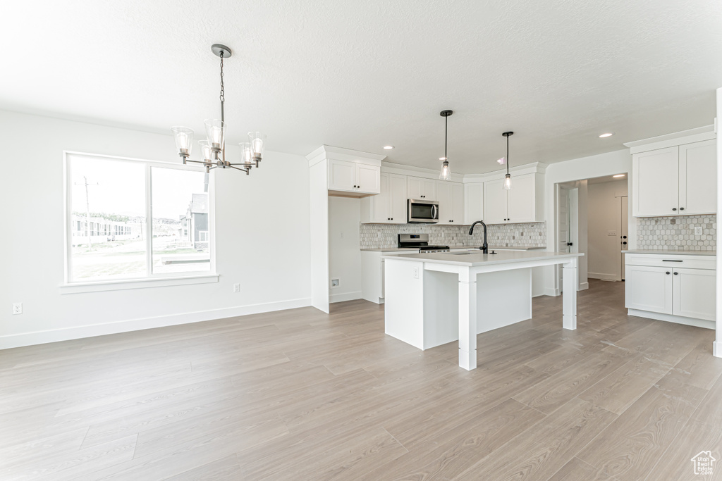 3759 W 950 N #376 Lehi, UT 84043
